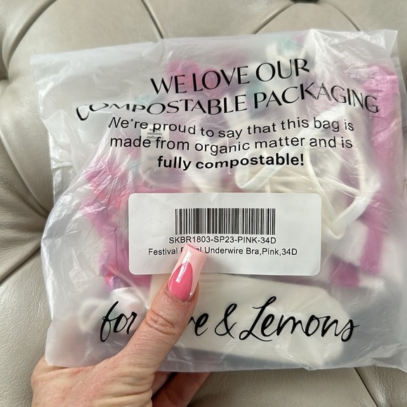 🍋NWT For Love & Lemons Festival Bra & Thong Panty Set, 34D & Size M Panty🍋 - Picture 15 of 17